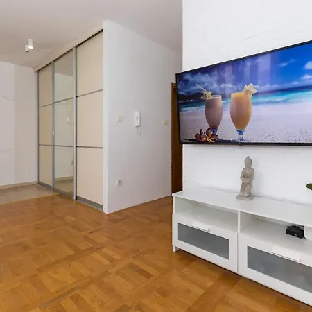 Διαμέρισμα Apartman Equilibrium Ζαντάρ