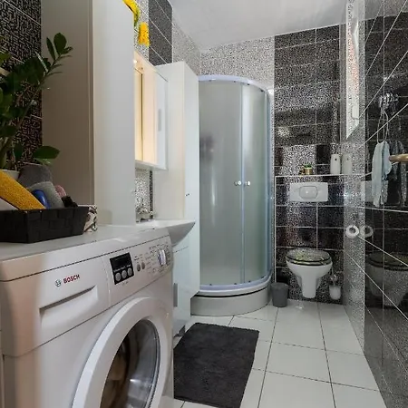 Apartman Equilibrium 아파트 자다르